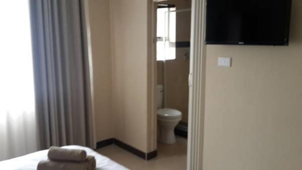 Cube Hotel Durban Room photo